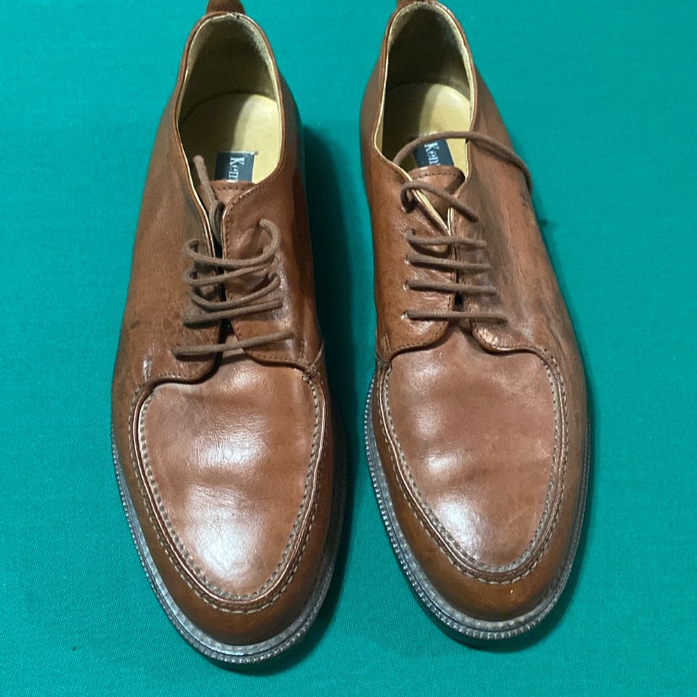 Kenneth Cole - Brown string up casual shoes
